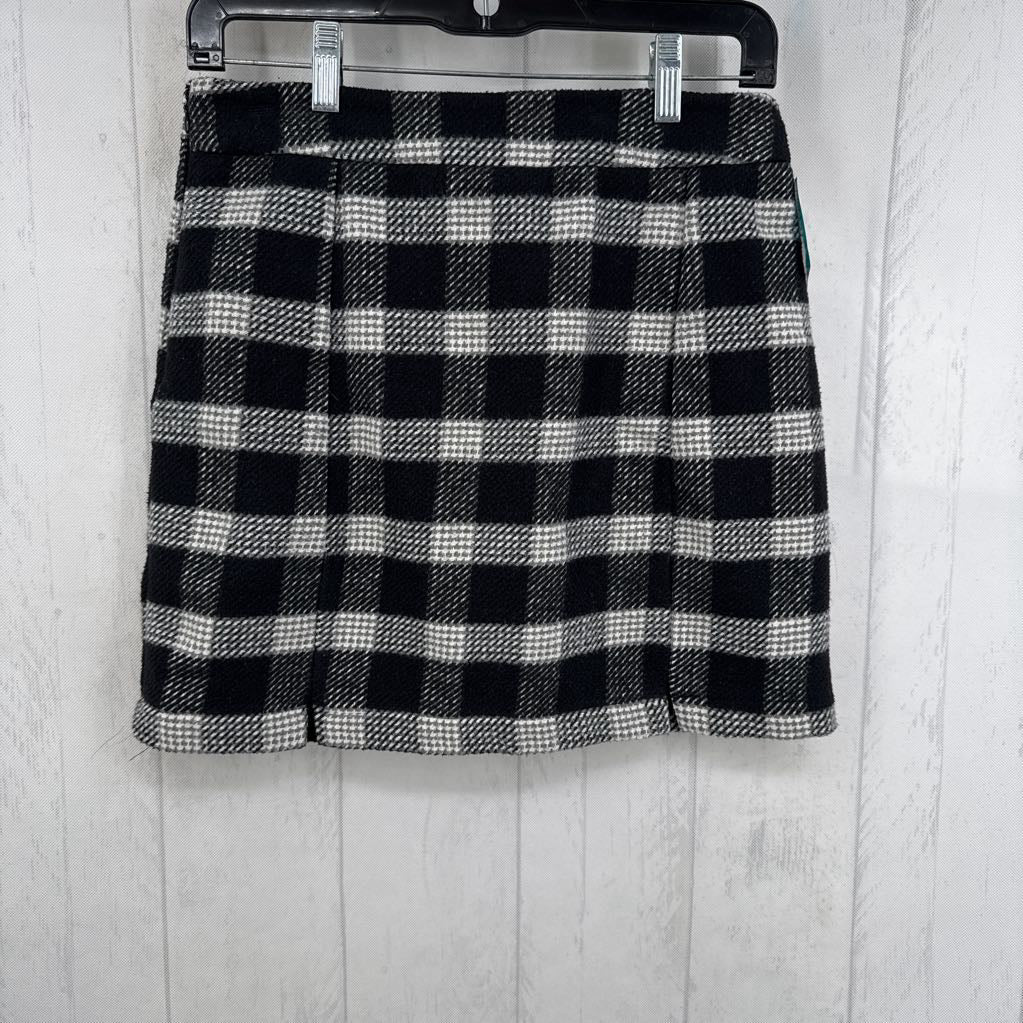 M checkered pattern mini skirt