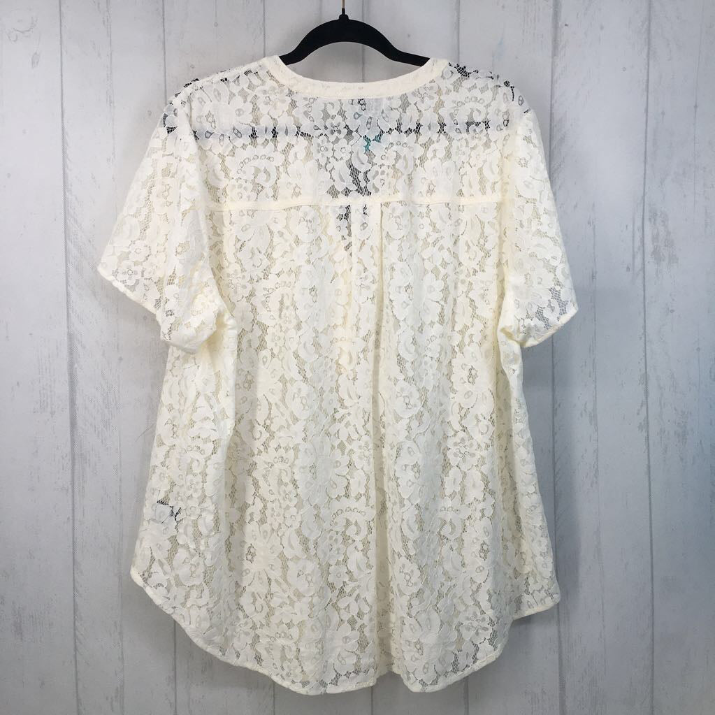 2X lace split neck s/s top