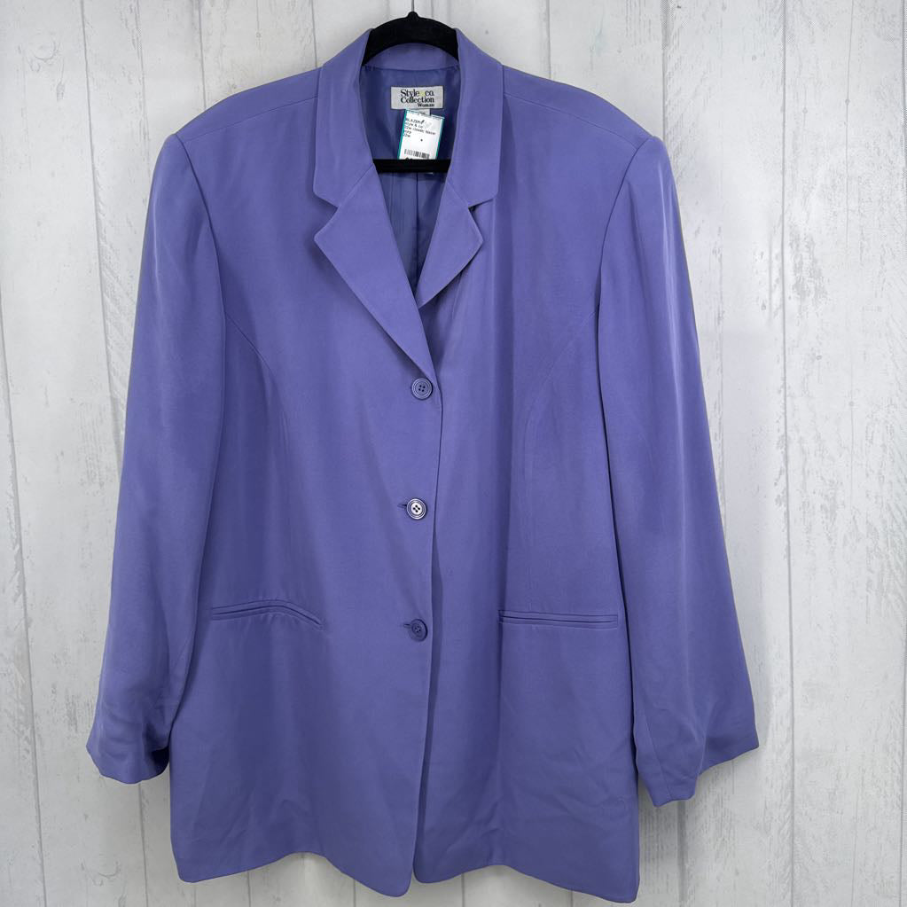 22w classic blazer