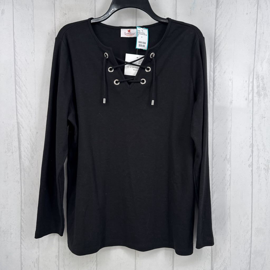 M grommet lace-up l/s top