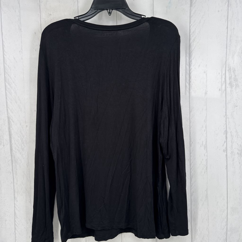 XL scoop neck l/s tee