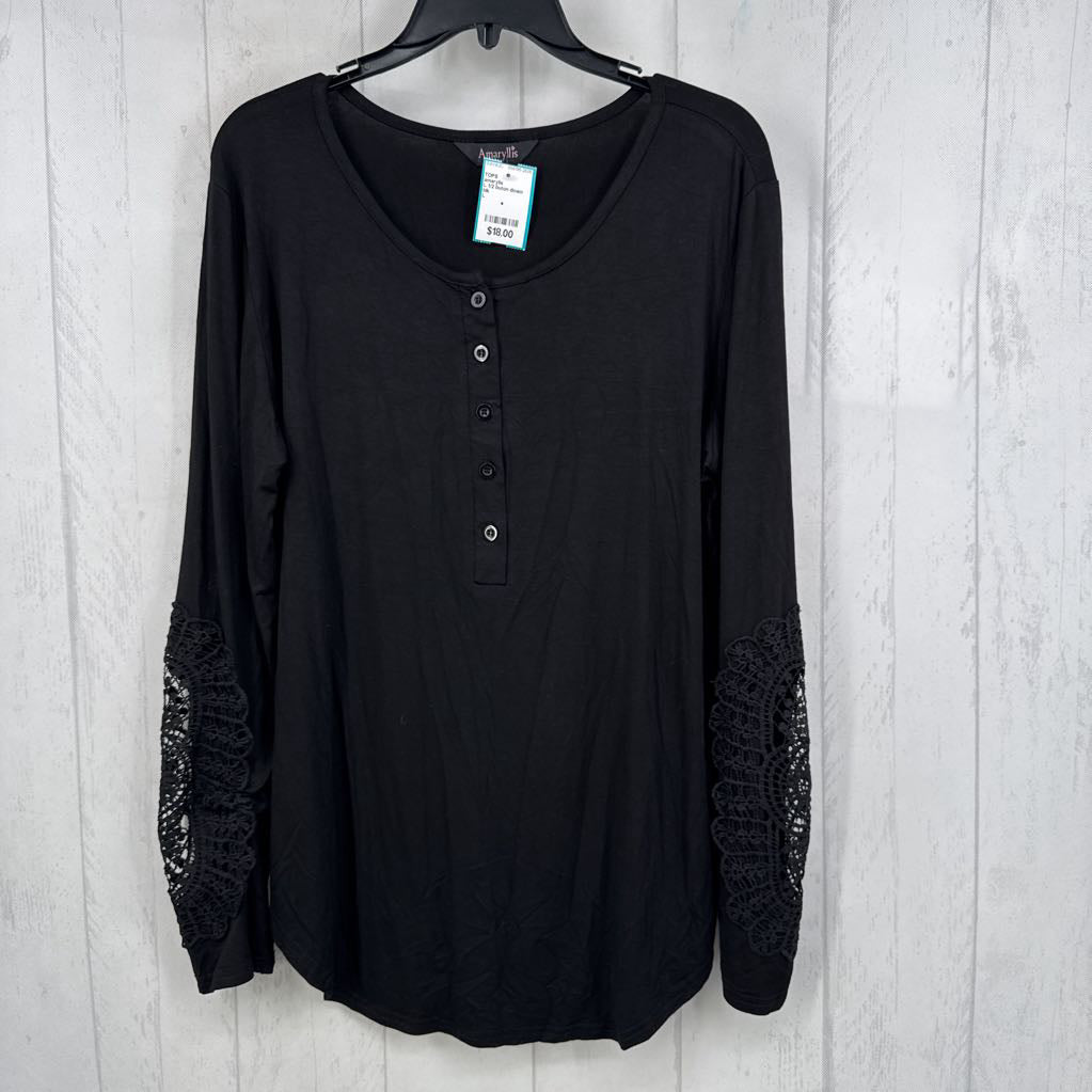 L 1/2 buton down lace slv top l/s
