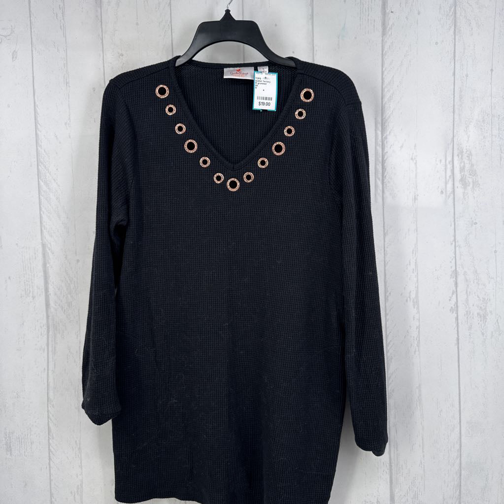 M grommet embelished waffle knit l/s top
