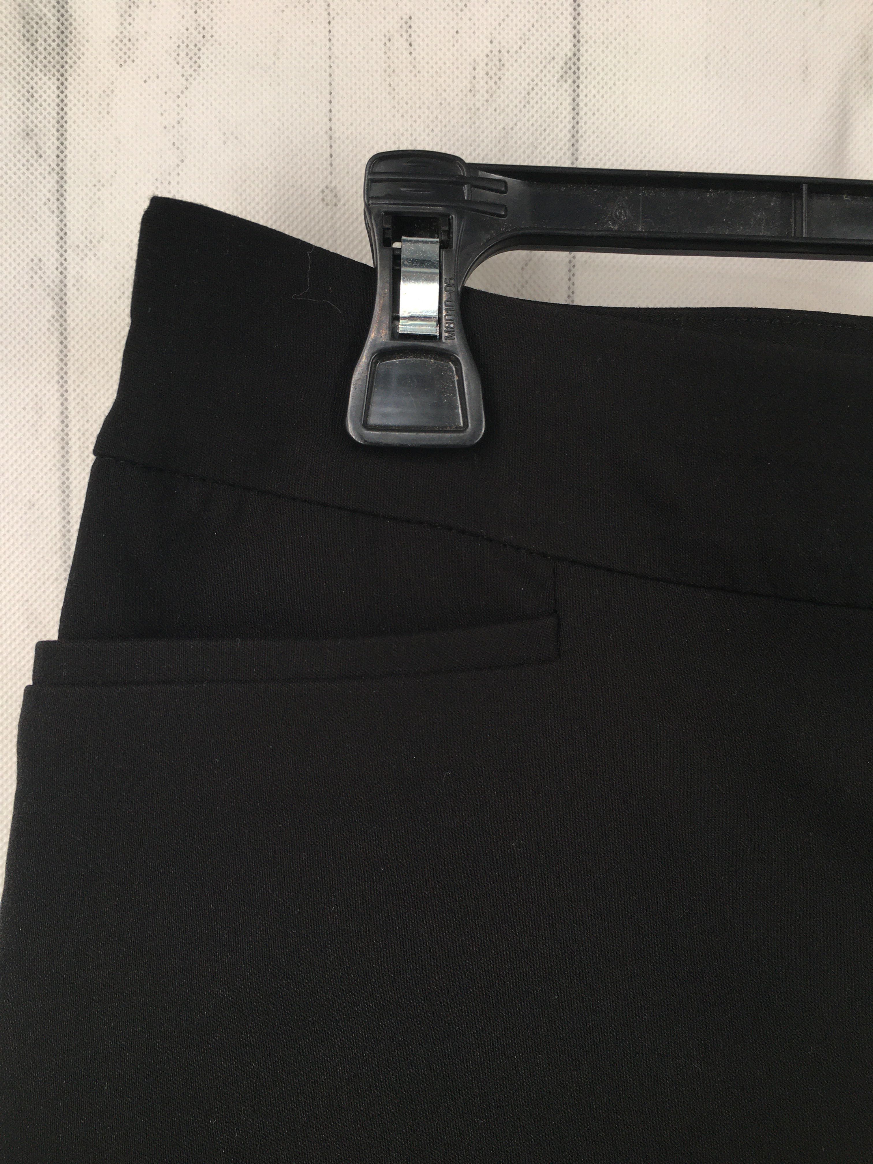 6 slim leg pull-on shorts