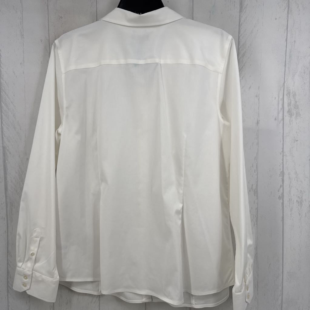 18 button down l/s top