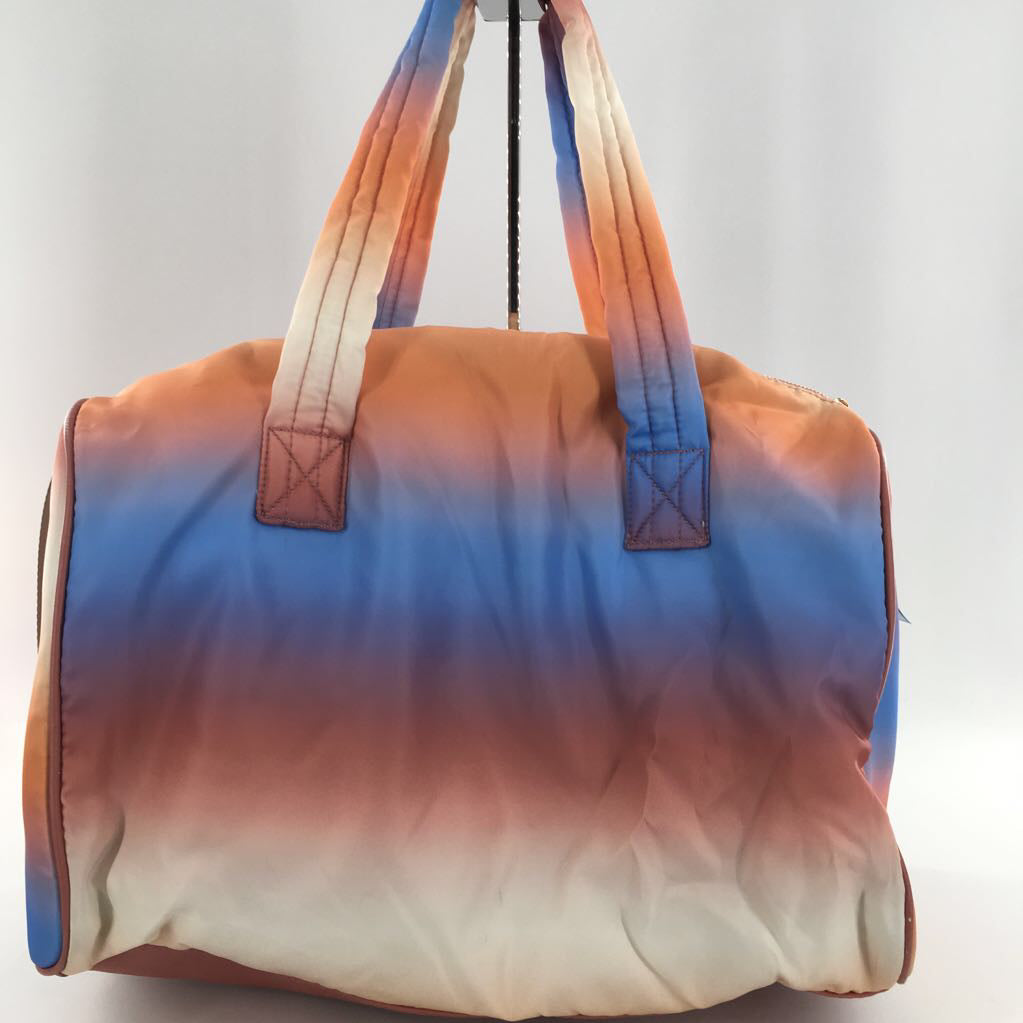 pastel ombre quilted travel duffel bag w/ mini zip pouch