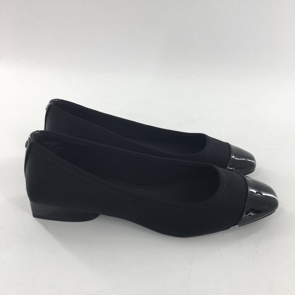7 patent cap toe low heel slip-ons