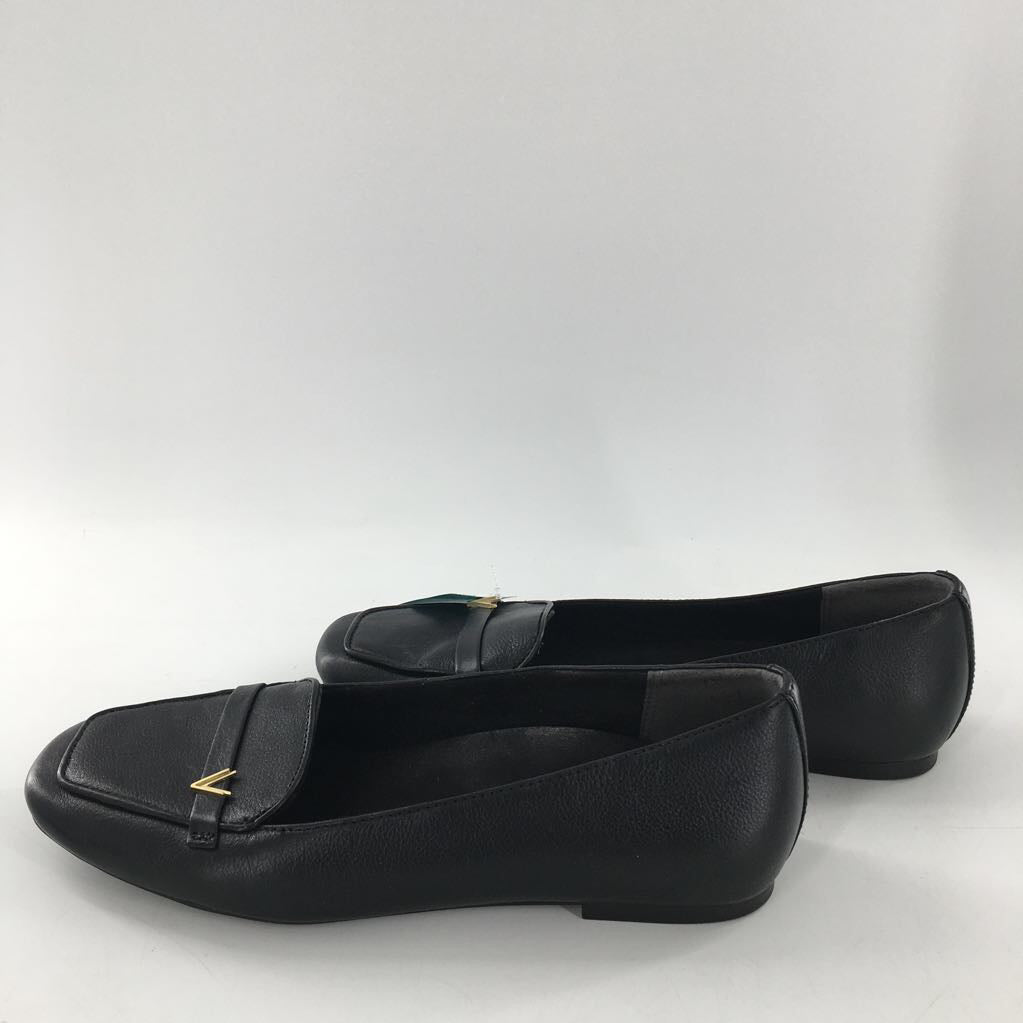 8 leather slip-ons