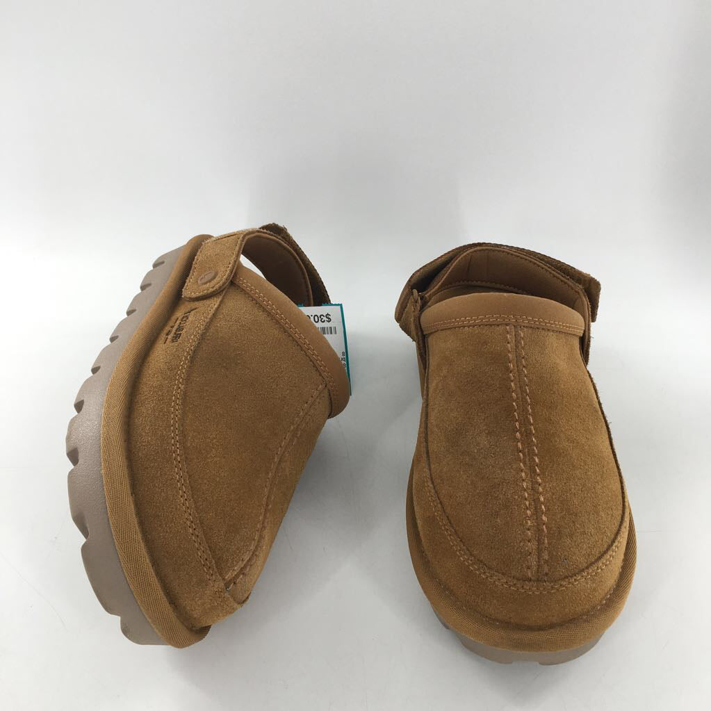 8 suede clogs