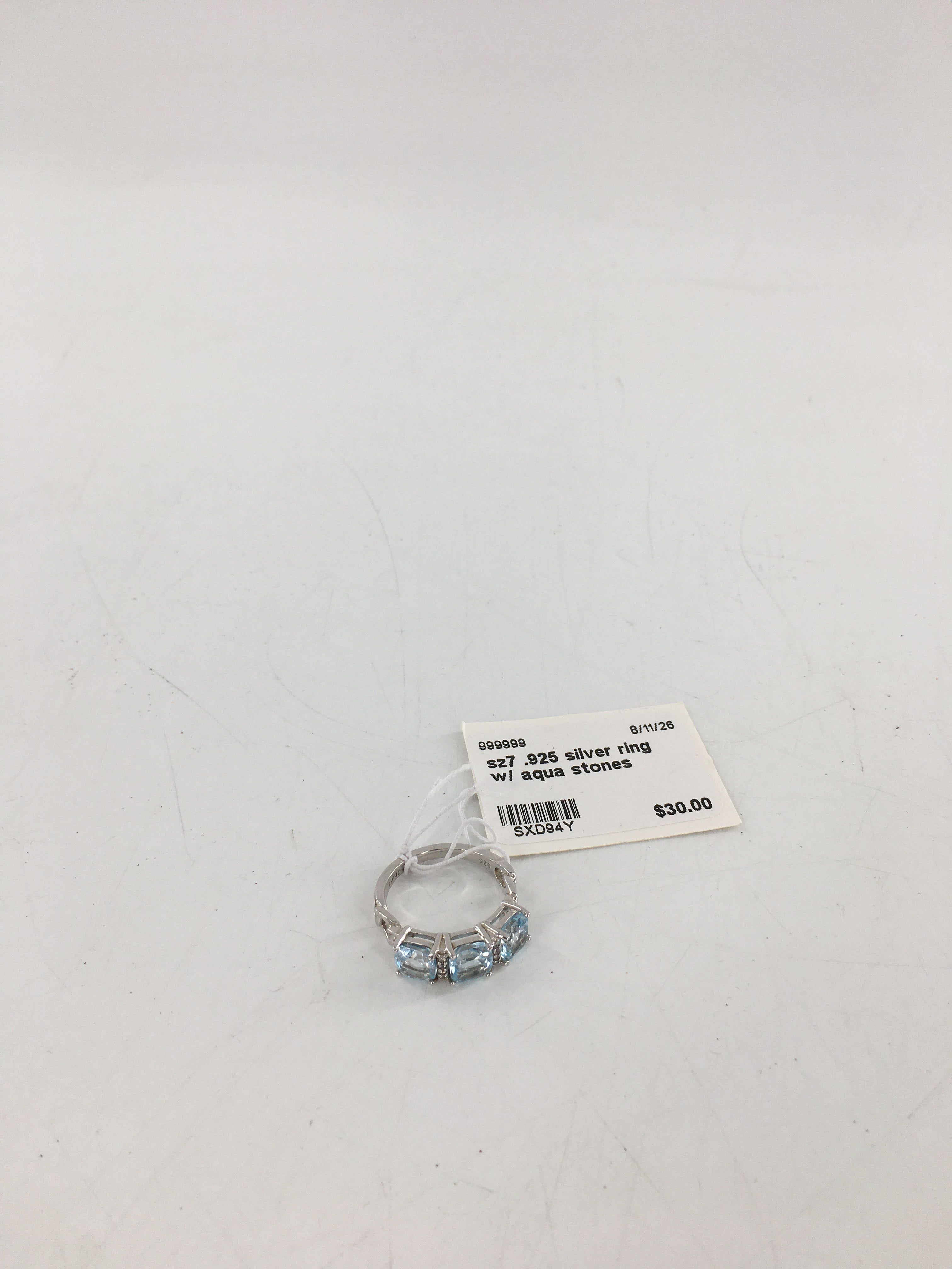 sz7 .925 silver ring w/ aqua stones