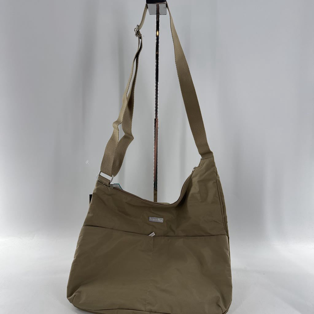nylon crossbody w/ 2 zip front pockets