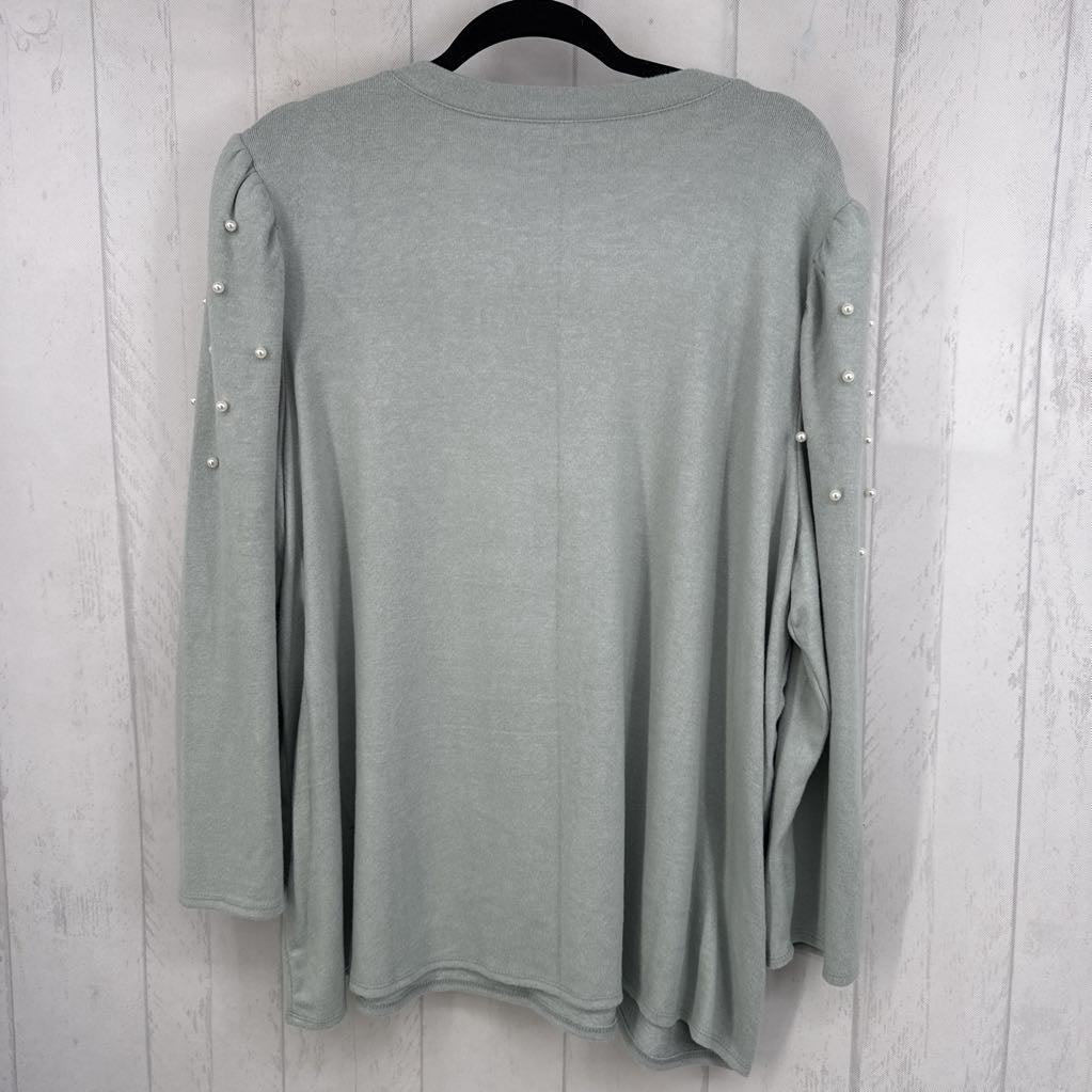 22/24w puffy pearl embellished l/s top