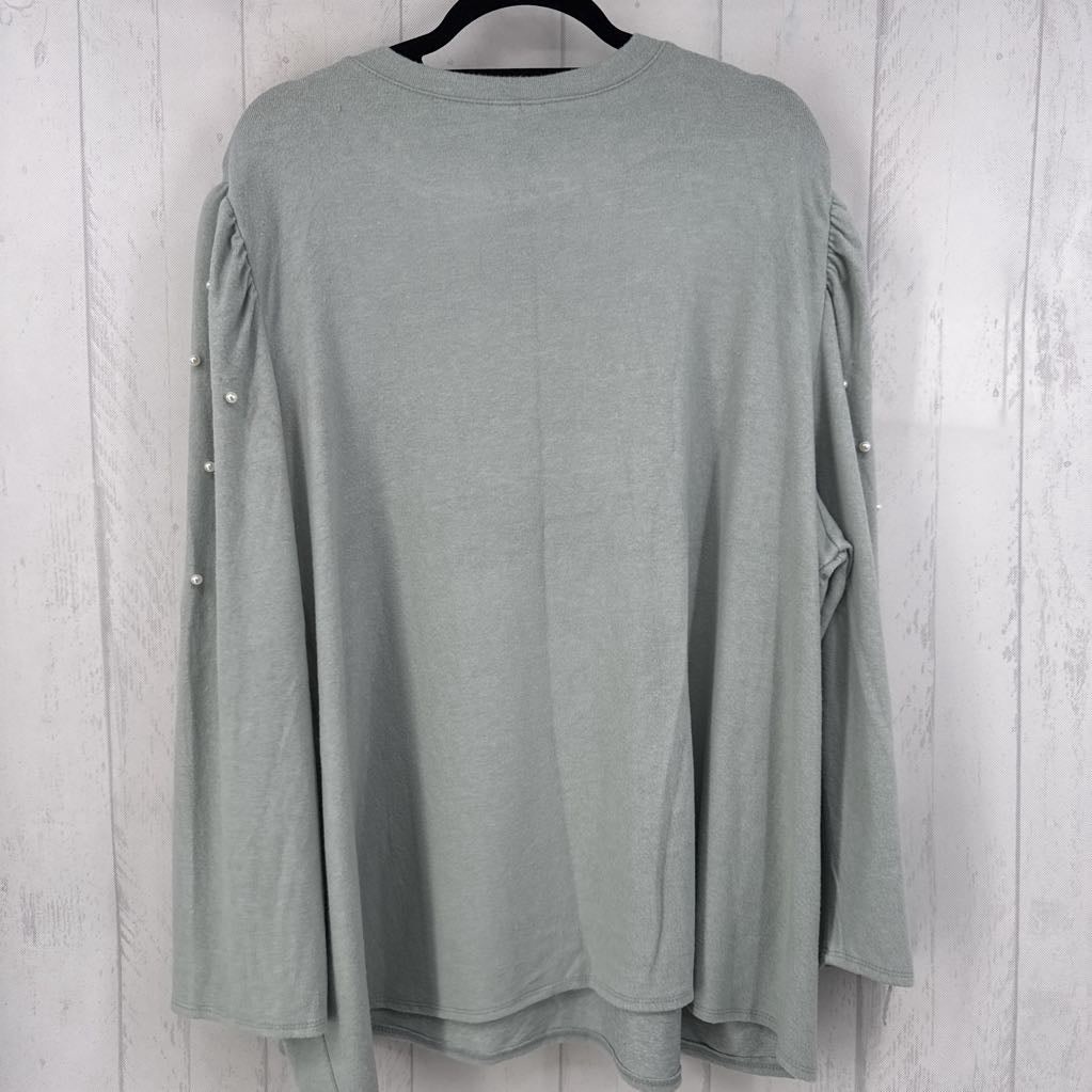 26/28w puffy pearl embellished l/s top