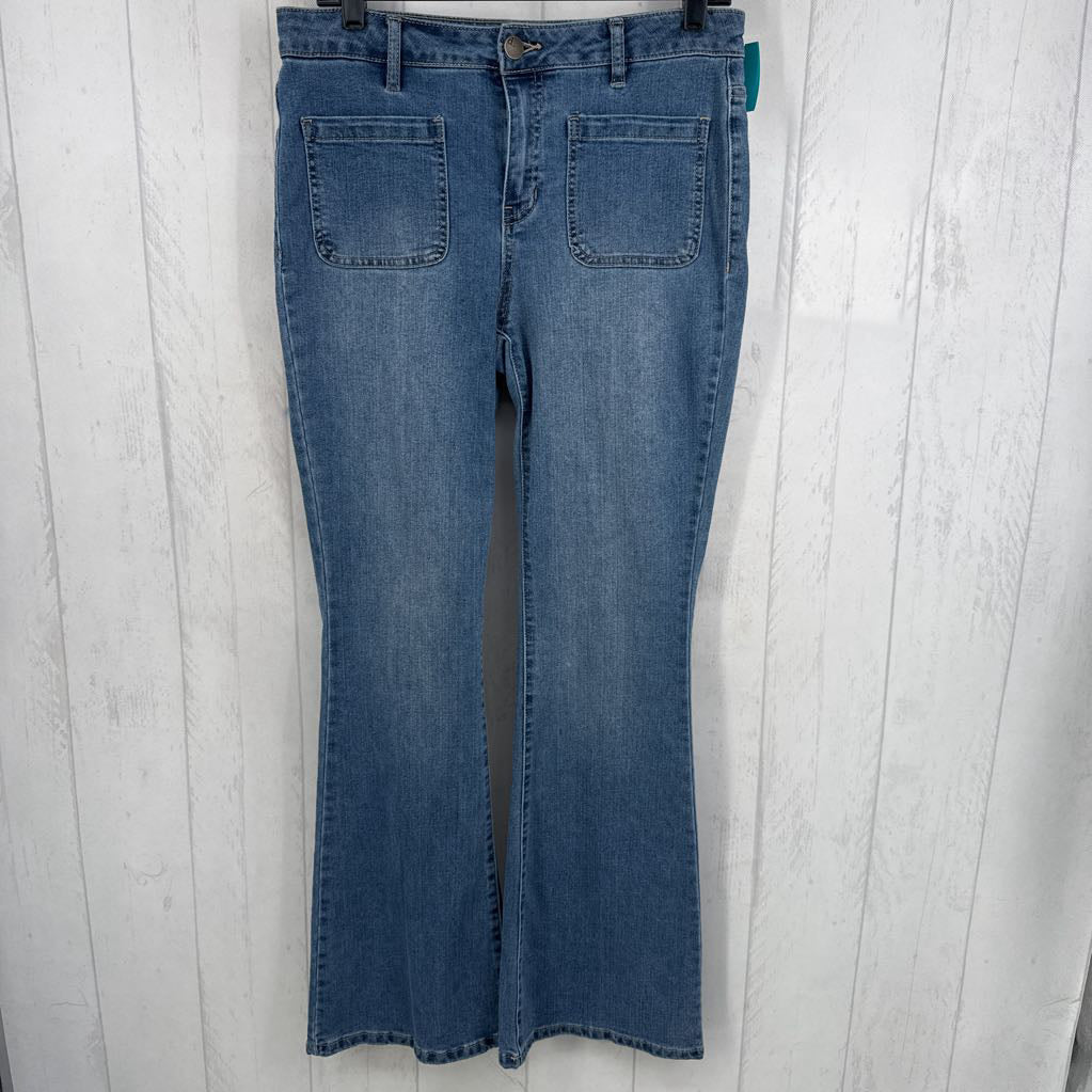 8 flare jeans