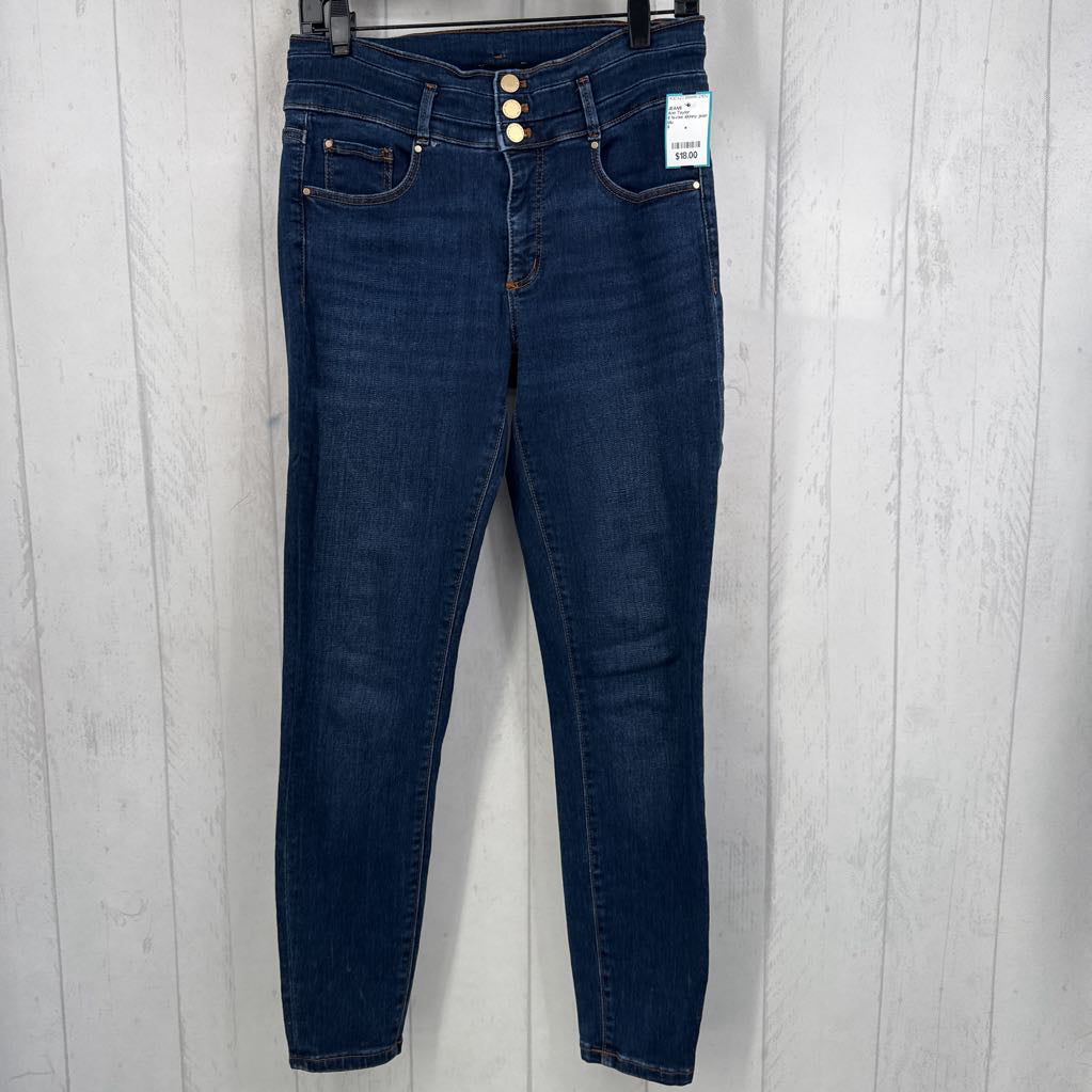 6 hi-rise skinny jean