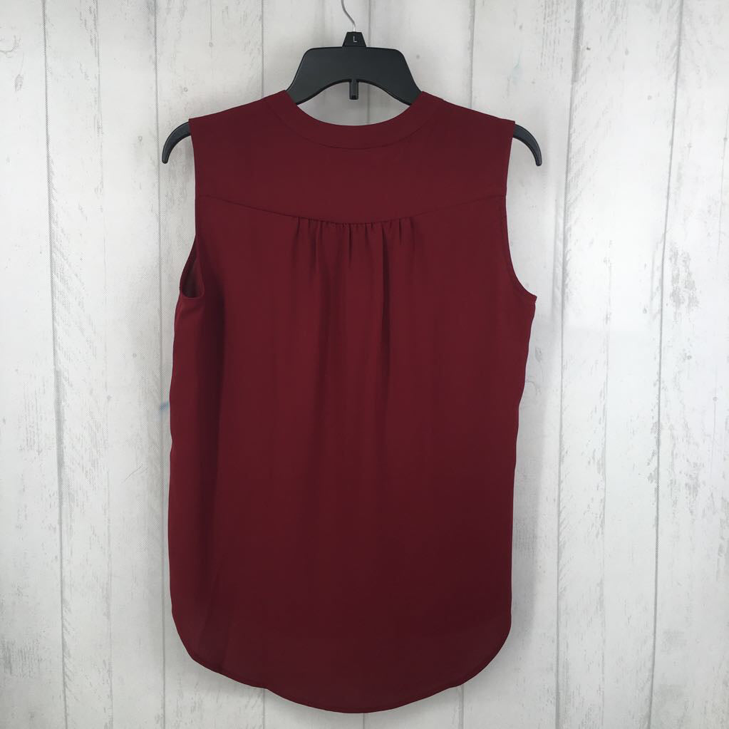S split neck flowy tank