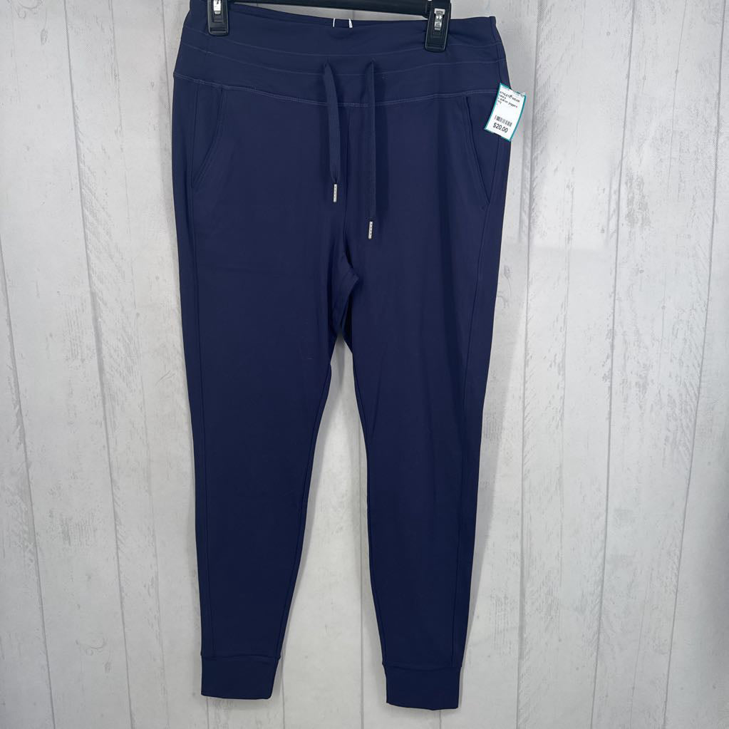 L pull-on joggers