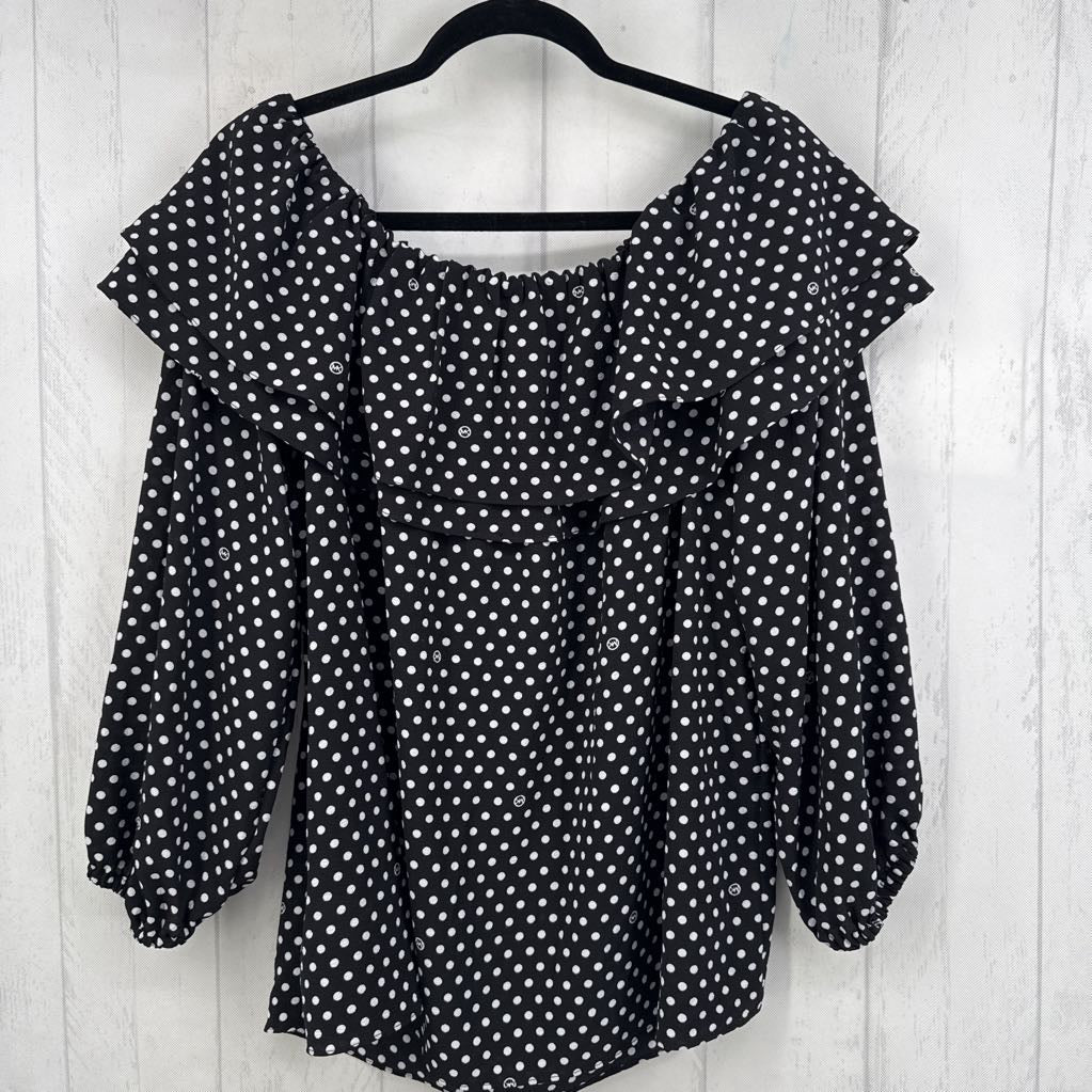 R88 1x off shoulder tiered ruffle polka dot top