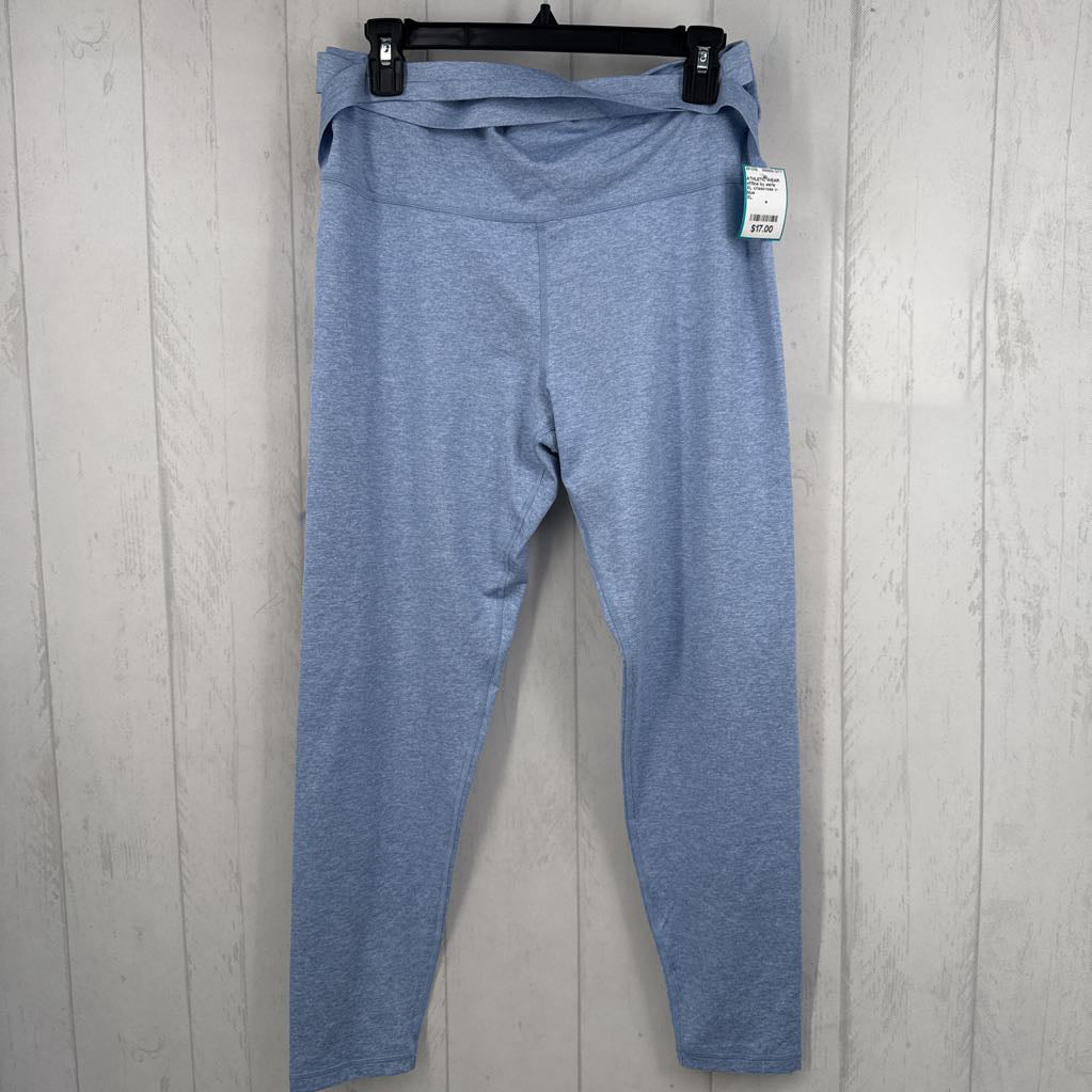 XL crisscross v-waistband leggings
