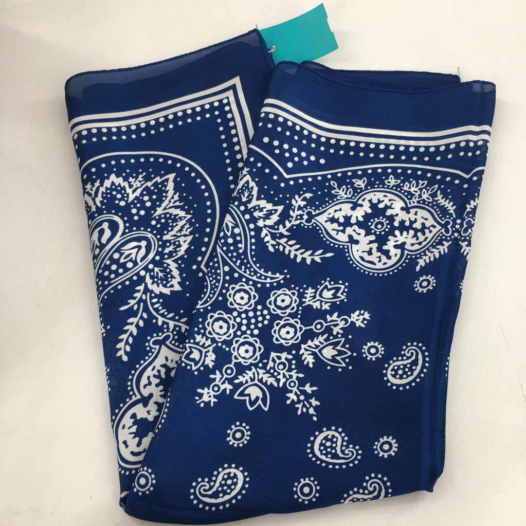 square scarf-paisley print