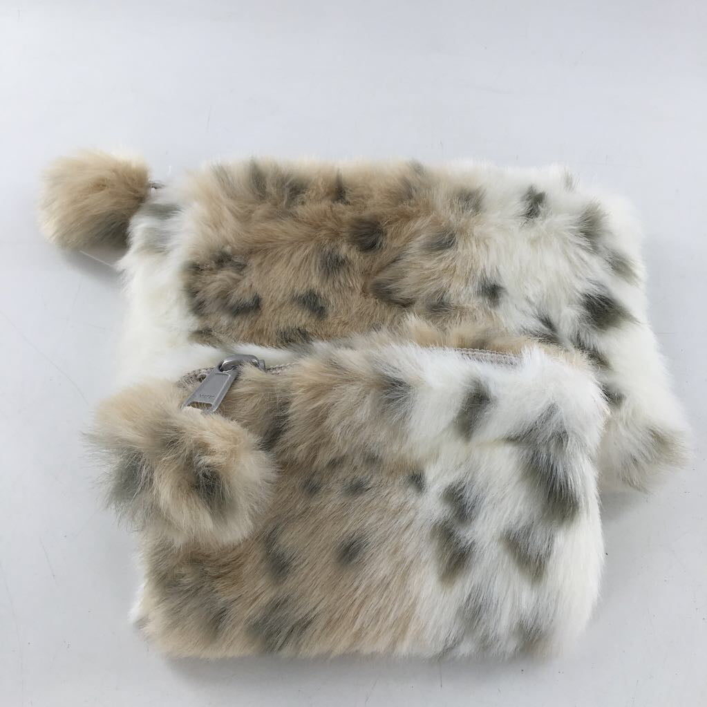 2pc faux fur cosmetic bag set