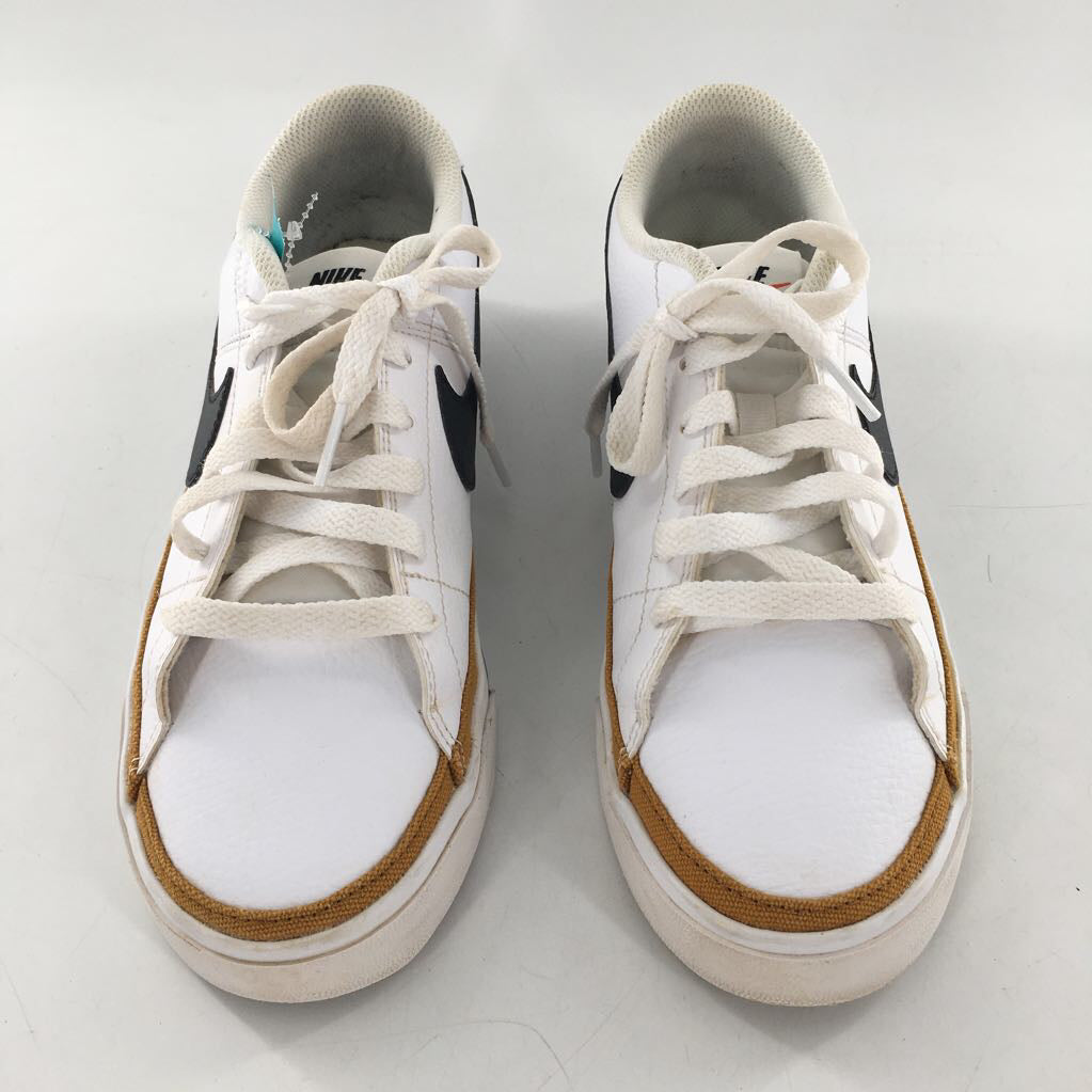 9 leather lace-up sneaker