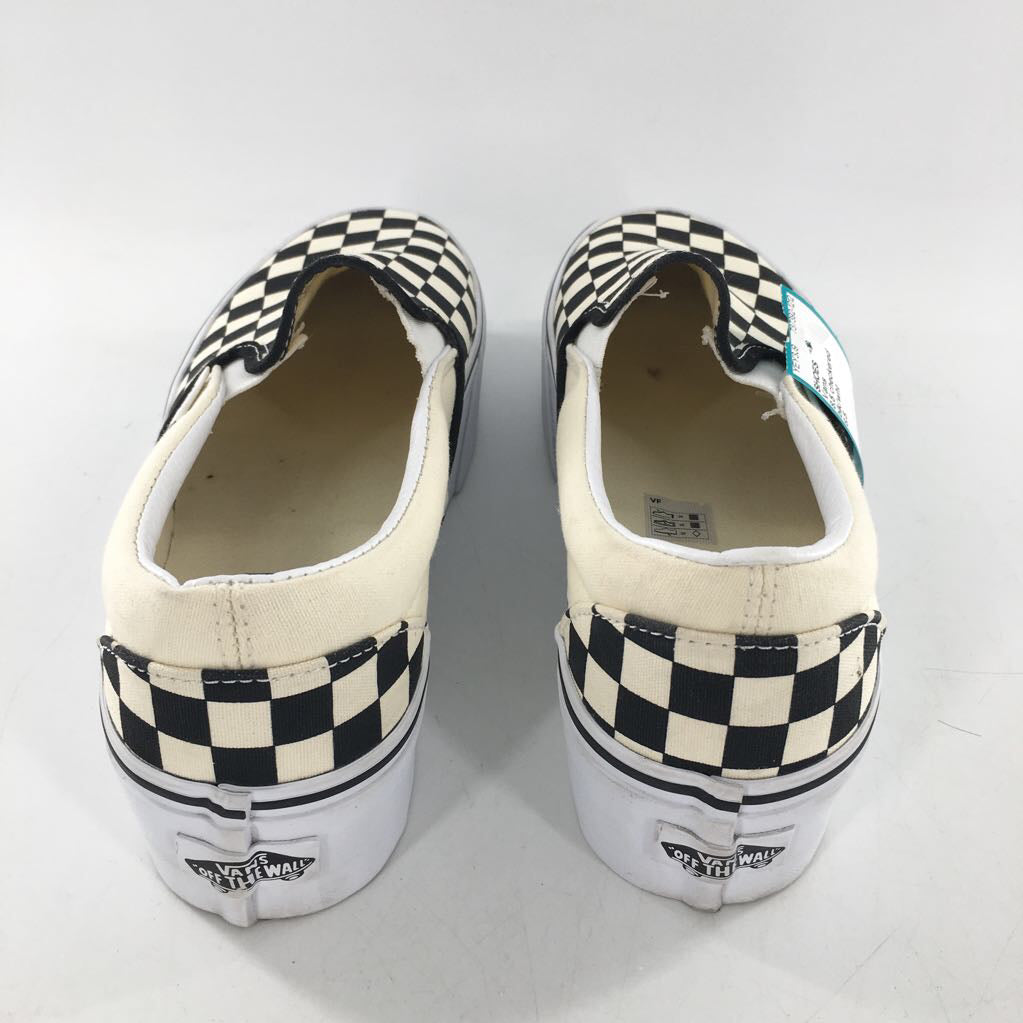 8.5 checkered platform slip-on sneaker
