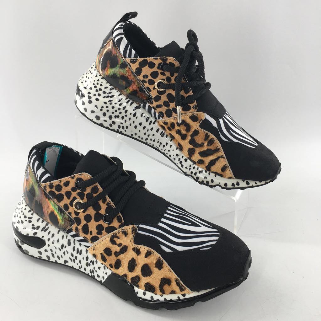 8.5 animal print lace-up sneaker