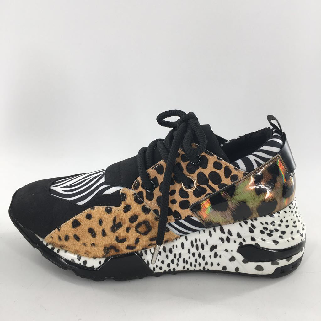 8.5 animal print lace-up sneaker