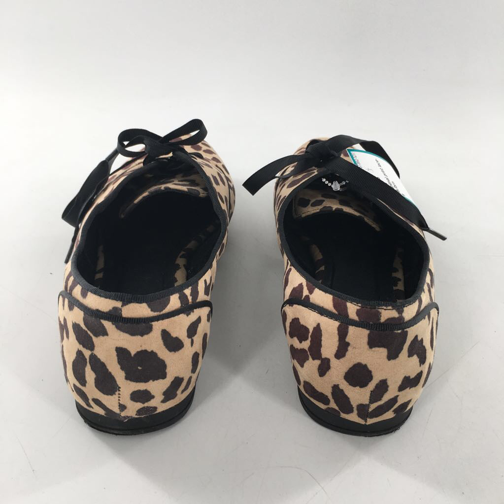 9 animal print lace-up flats