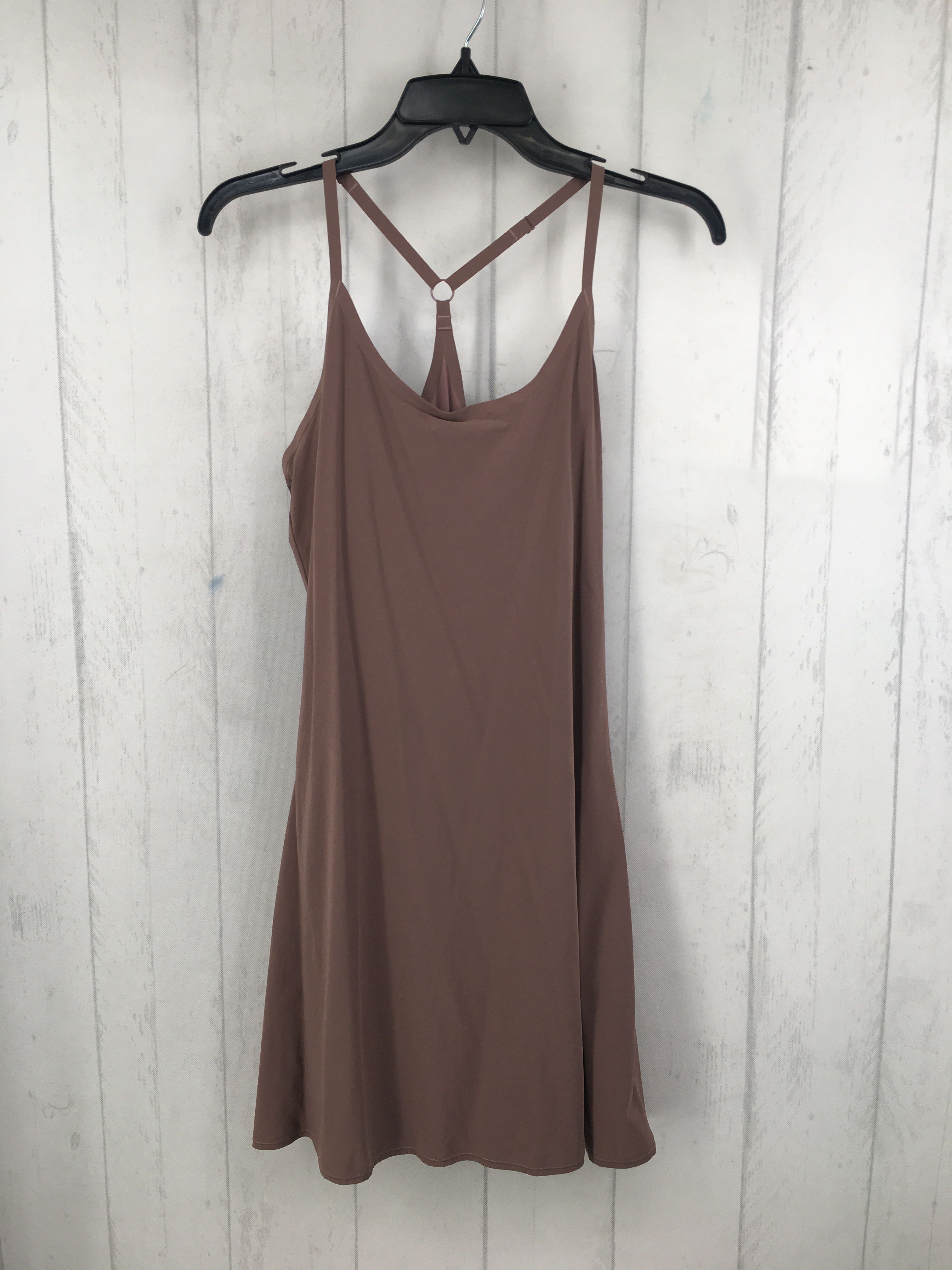 M slvls athletic dress