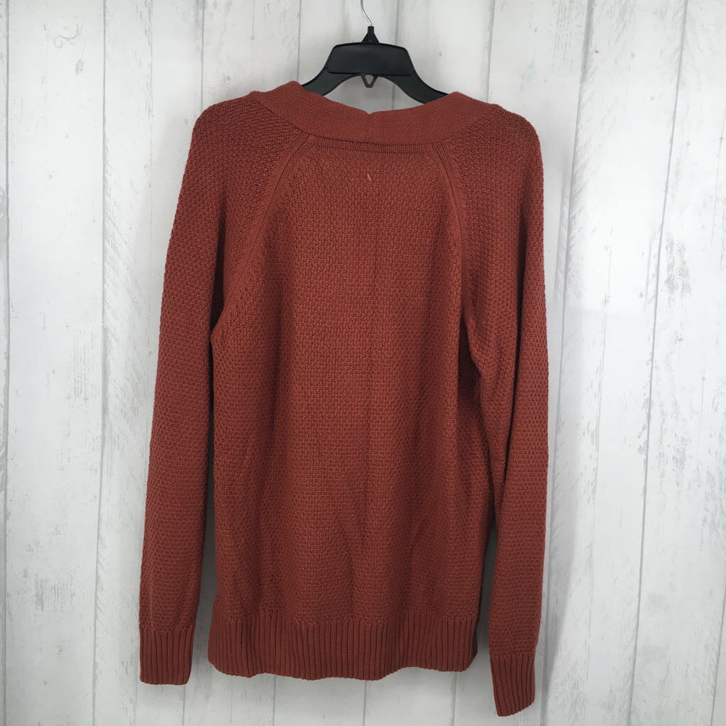 R80 M button front cardi
