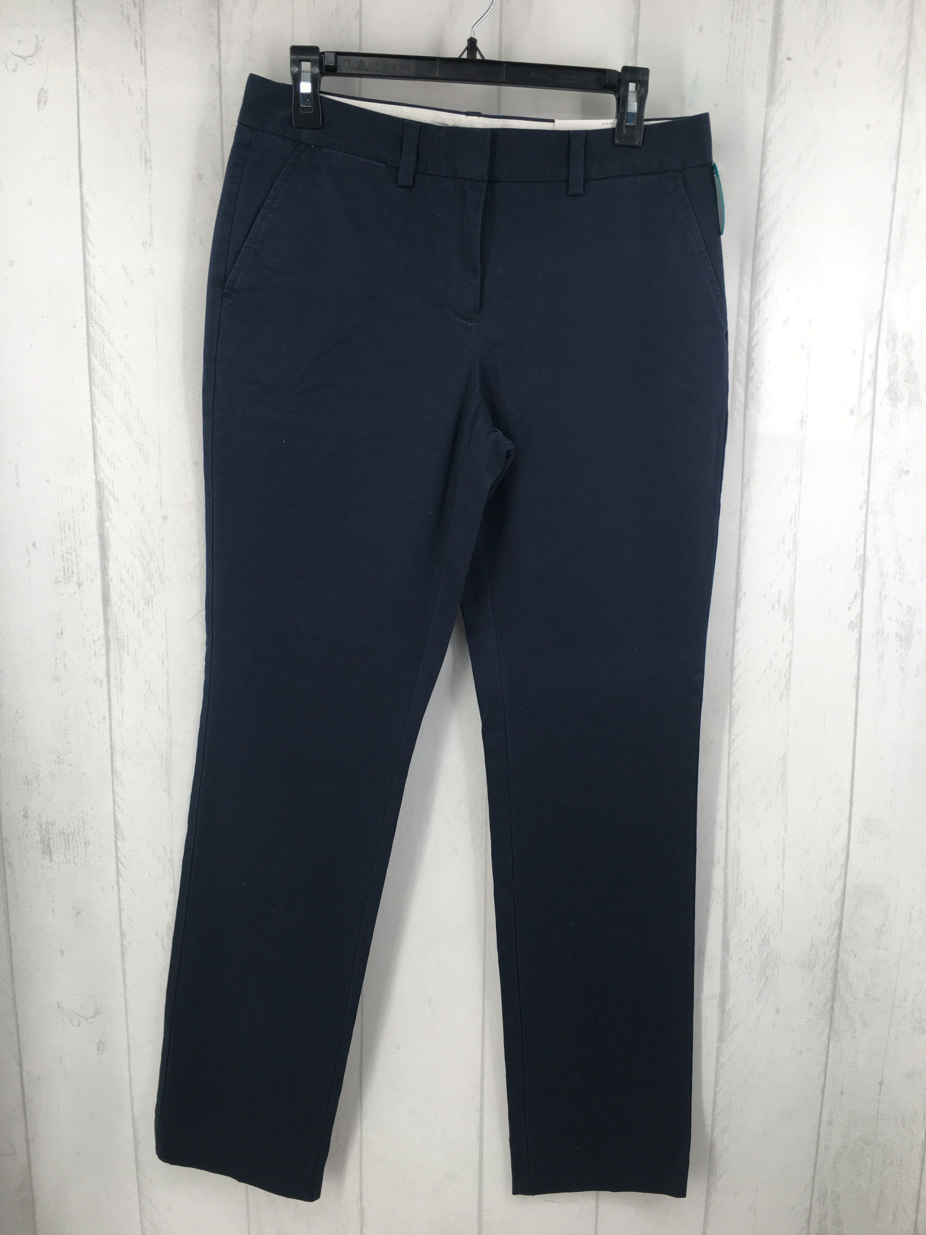 6 mid-rise straight leg chino