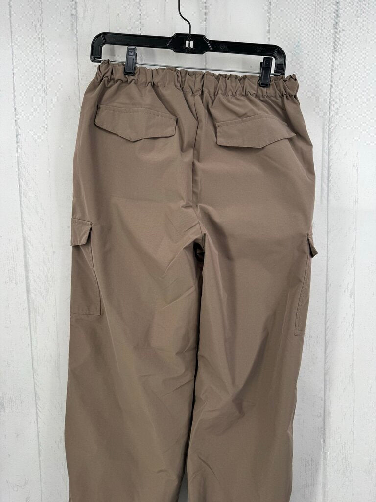 L pull-on cinched ankle pant