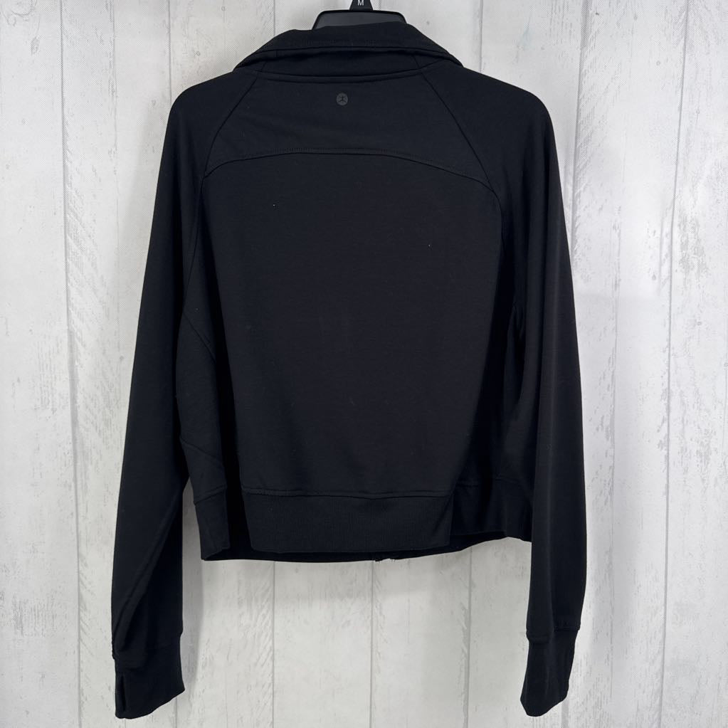 L zip-up hoodie