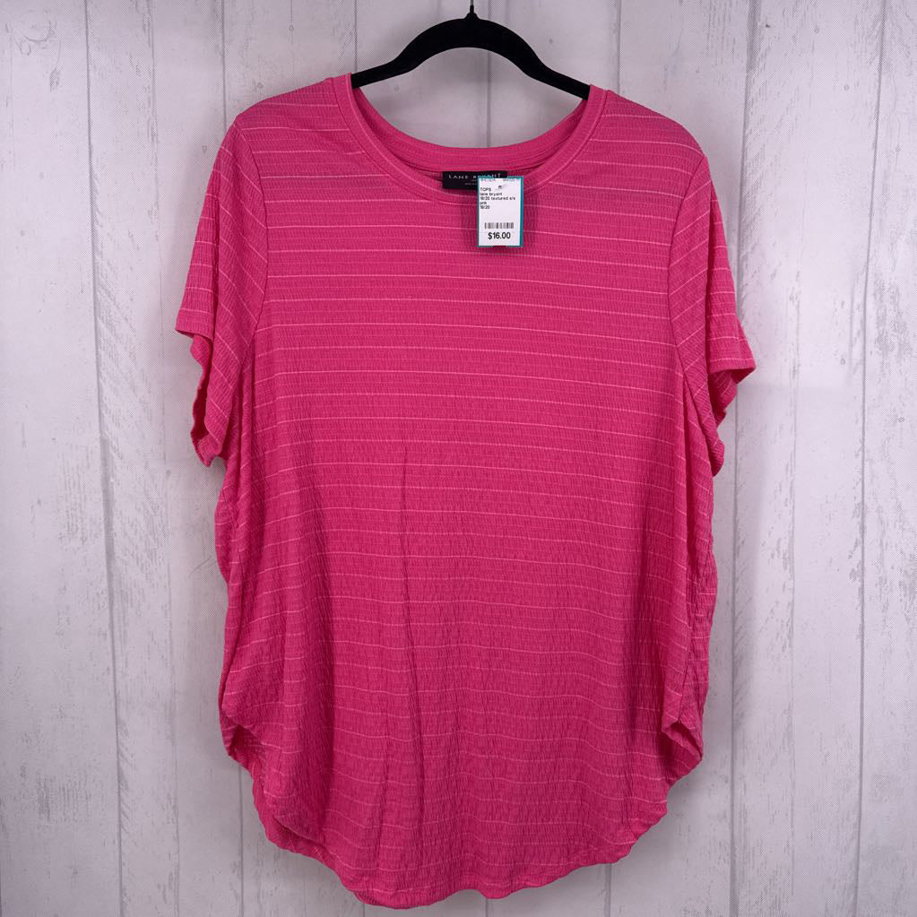 18/20 textured s/s tee