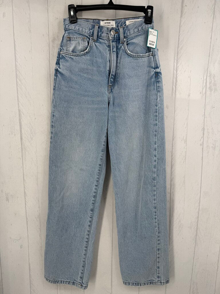 2 loose straight leg jean