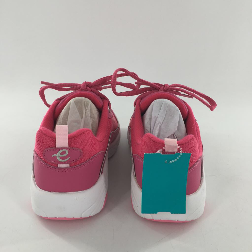 5 lace-up sneaker