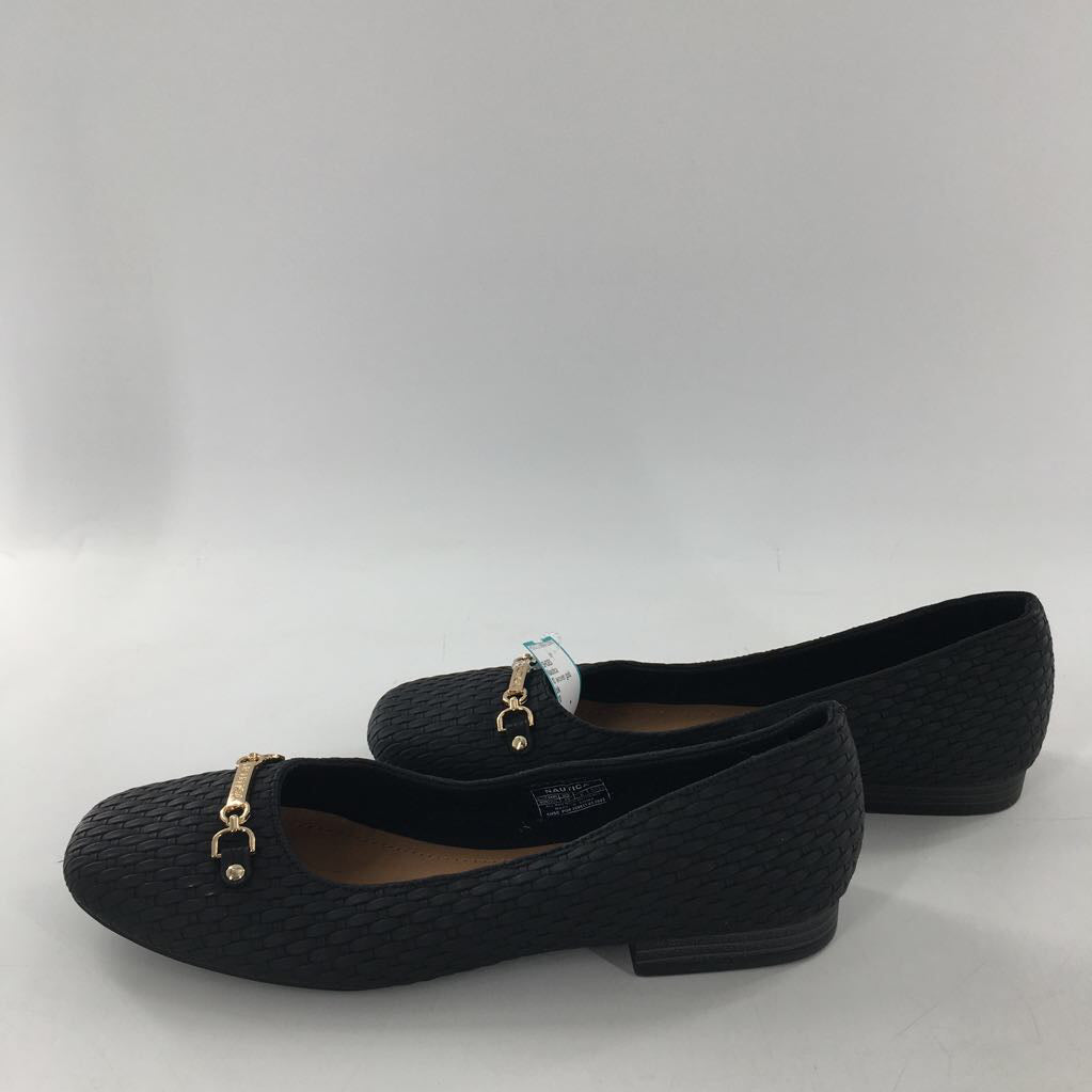 10 woven gold buckle slip-on flats