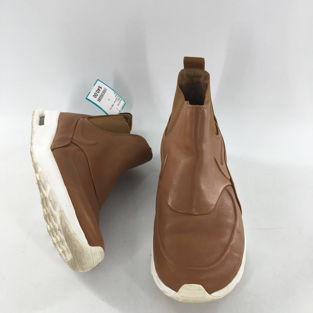 9 leather slip-on boot
