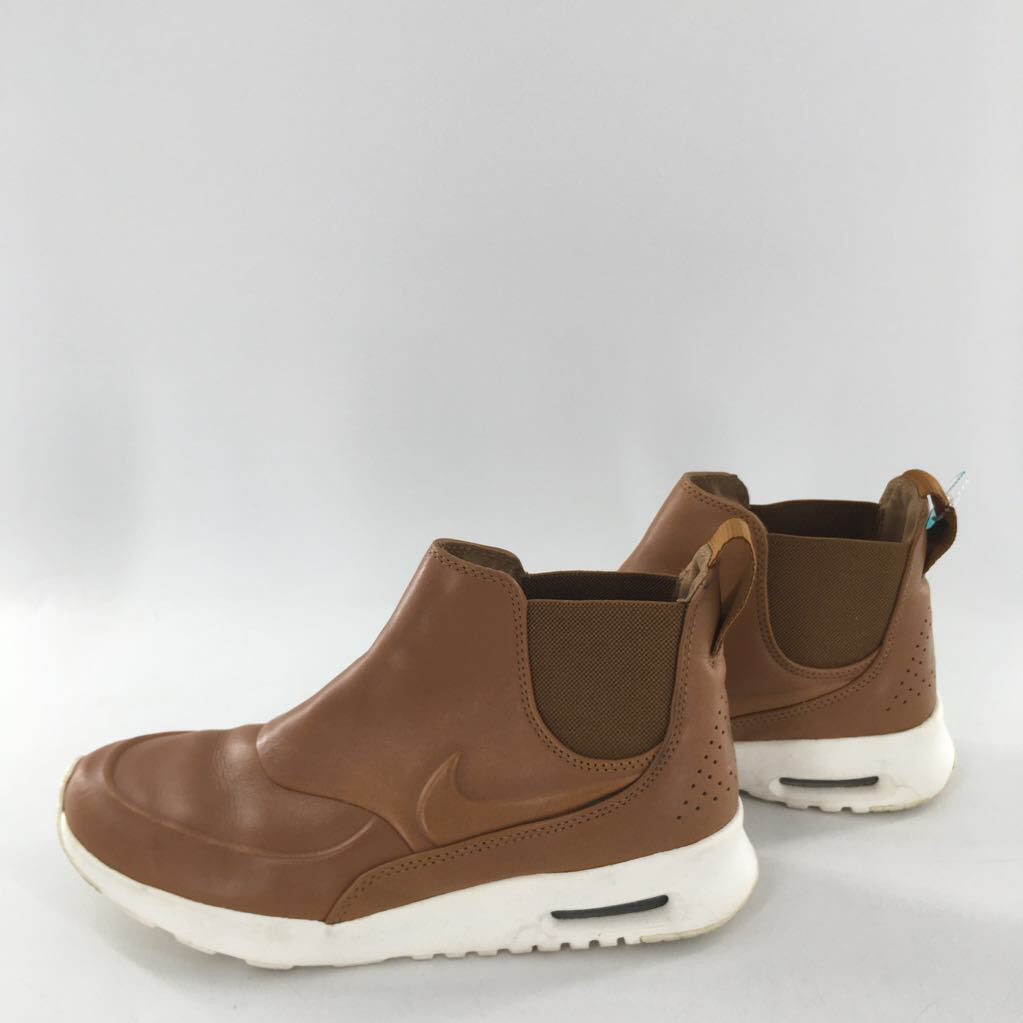 9 leather slip-on boot