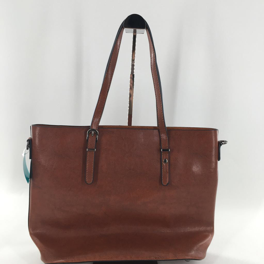vegan leather shoulder bag