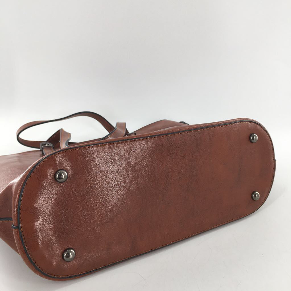 vegan leather shoulder bag