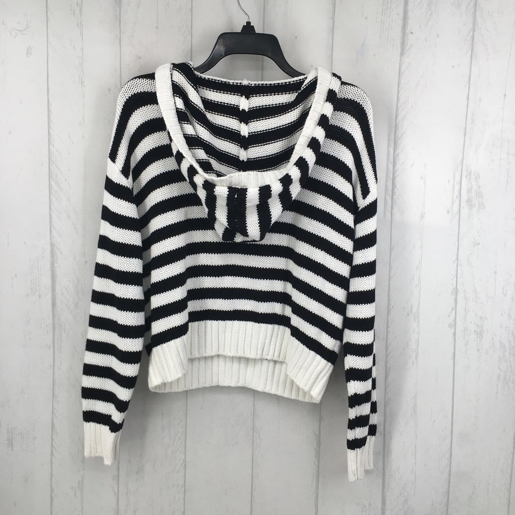 M striped hooded sweater