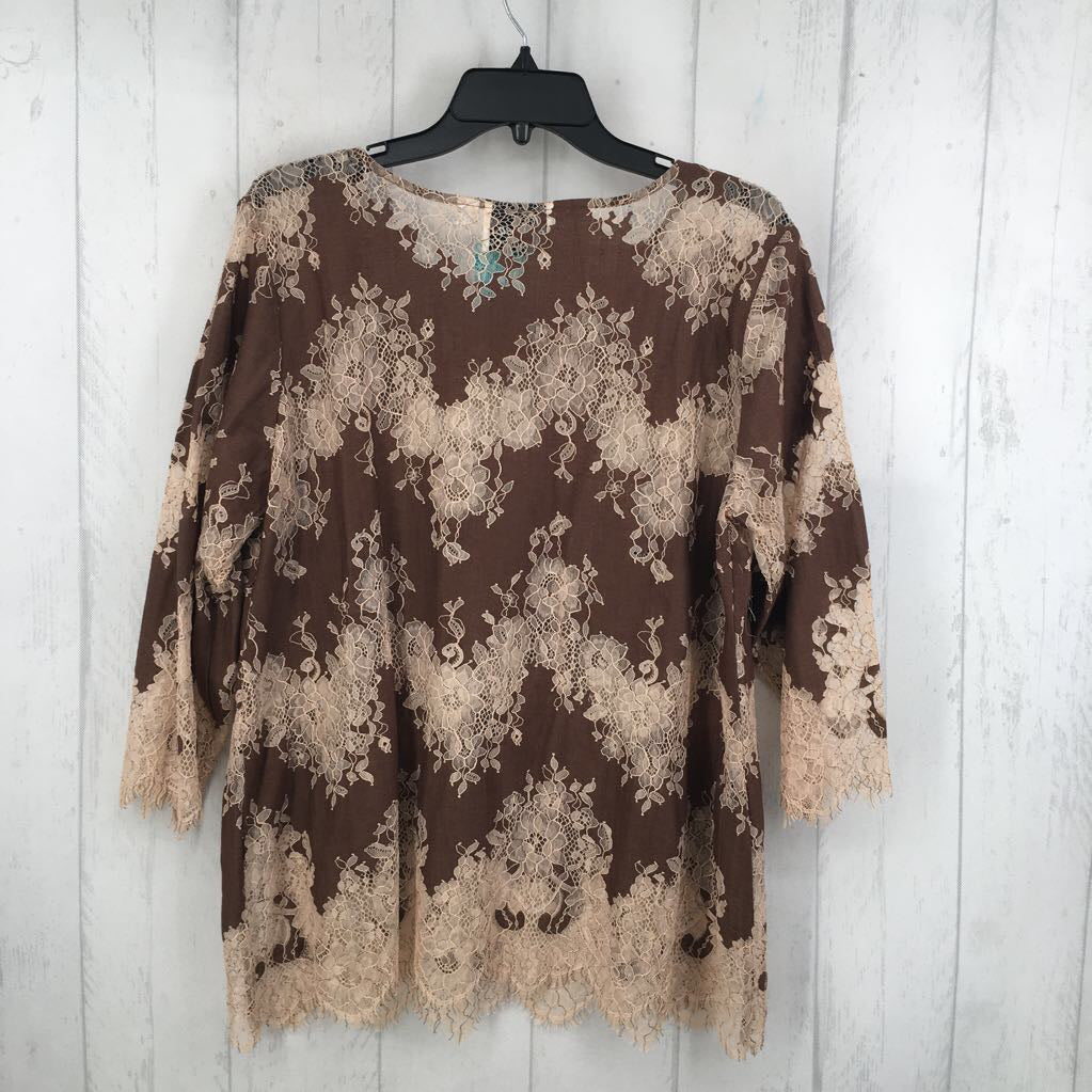 14 lace floral 3/4 slv top