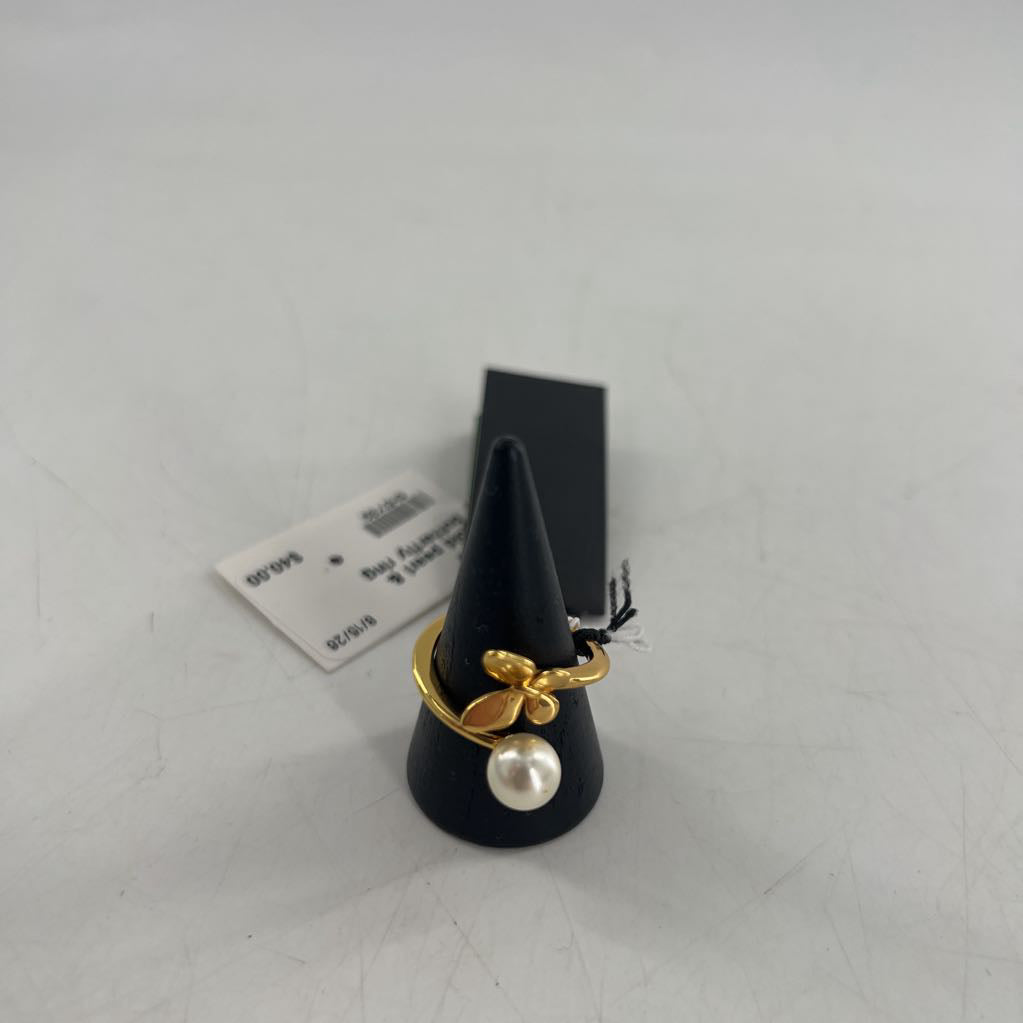 gold pearl & butterfly ring
