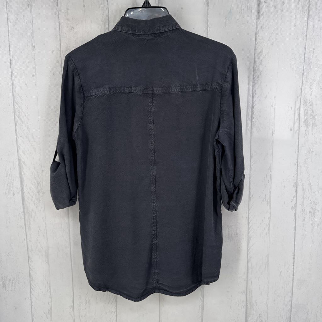 XS button down tab slv top