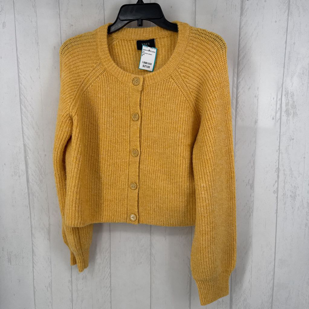 M button down sweater