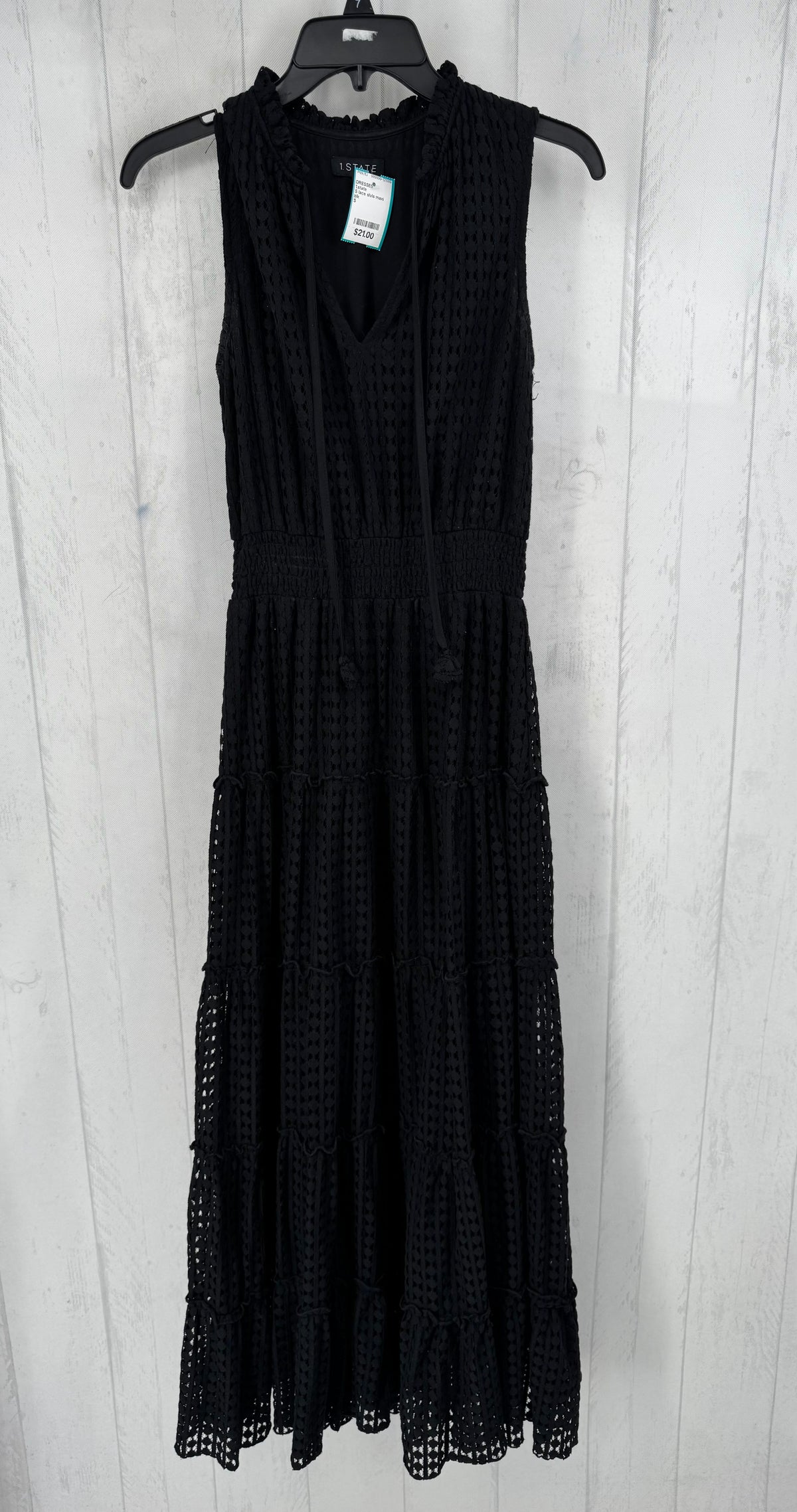 S lace slvls maxi dress
