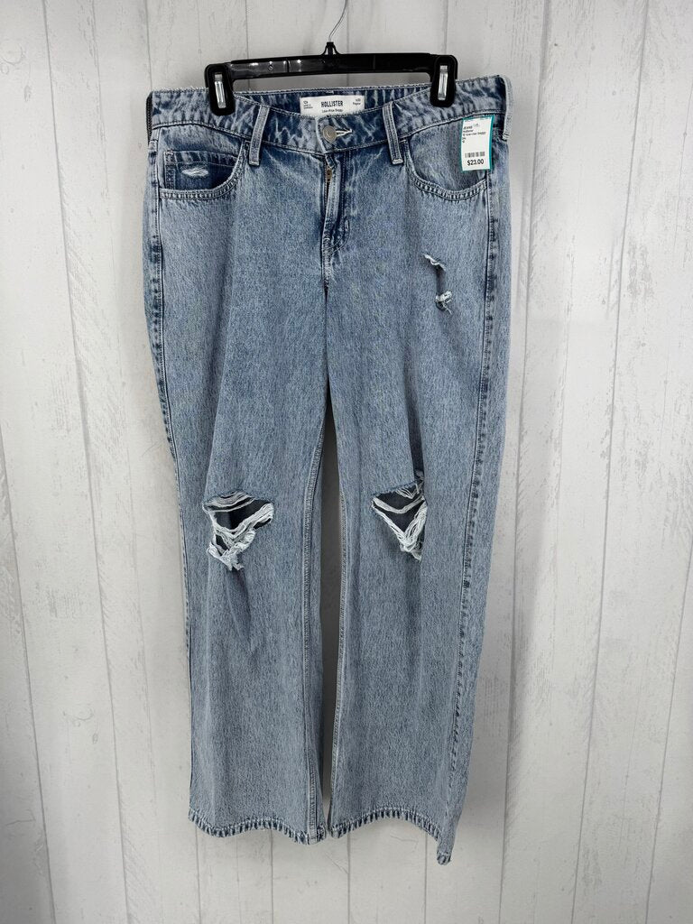 10 low-rise baggy jean